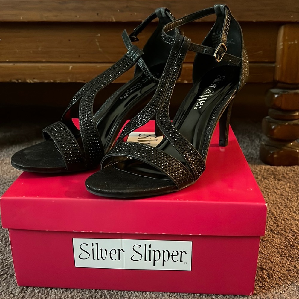High heels 👠